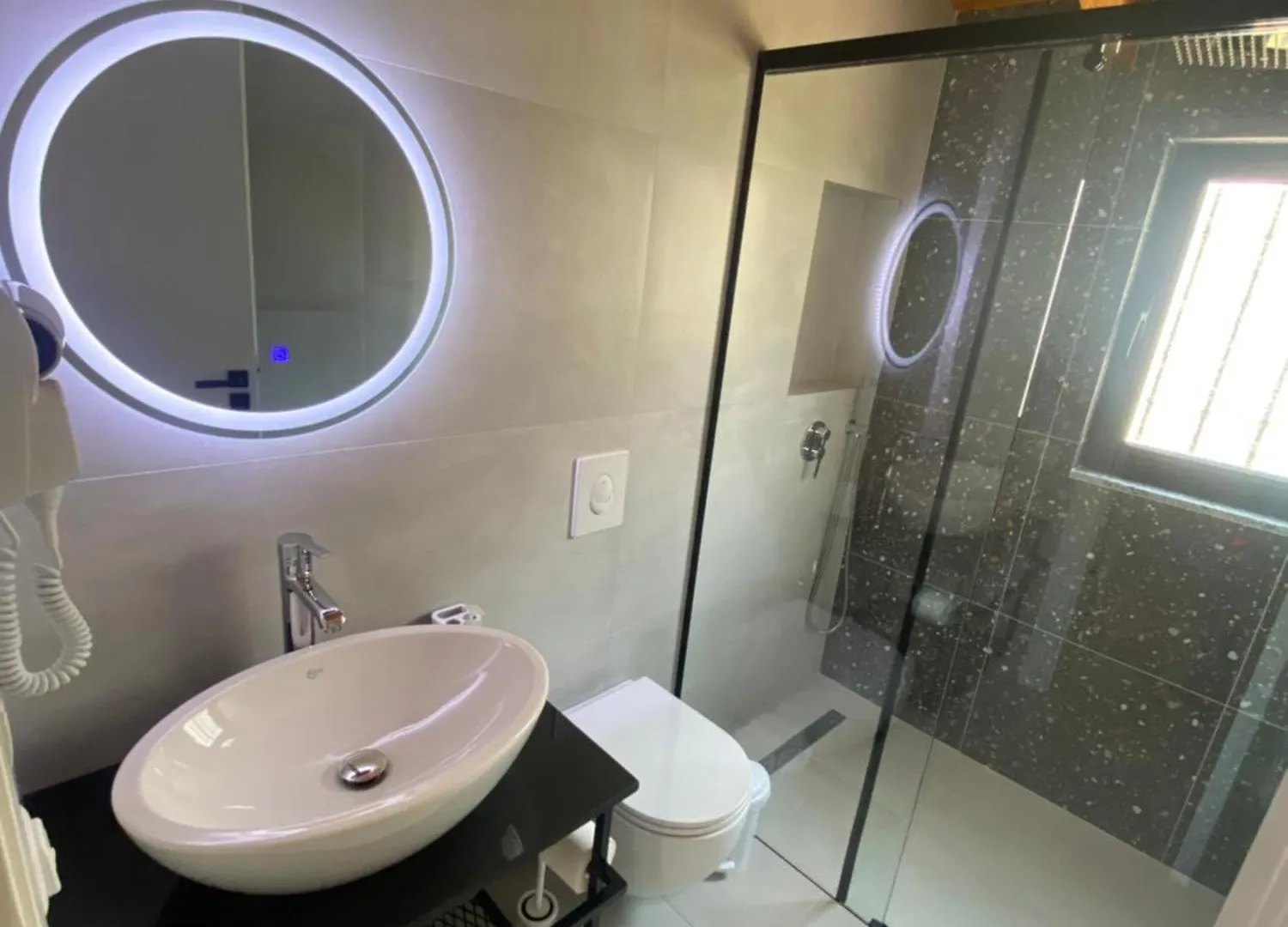 Crown Deluxe Property Saranda Villa
