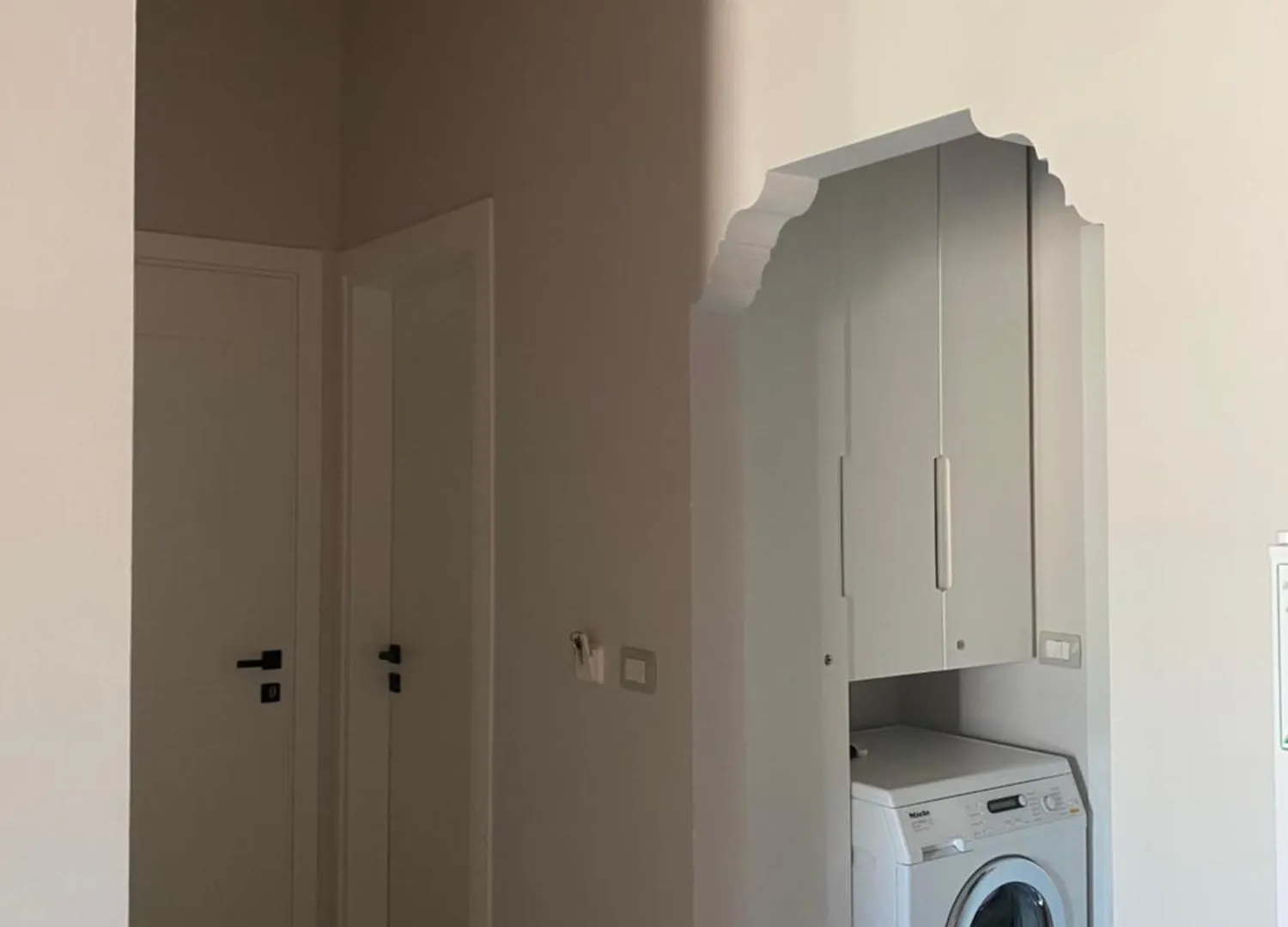Crown Deluxe Property Saranda 0*,  Arnavutluk