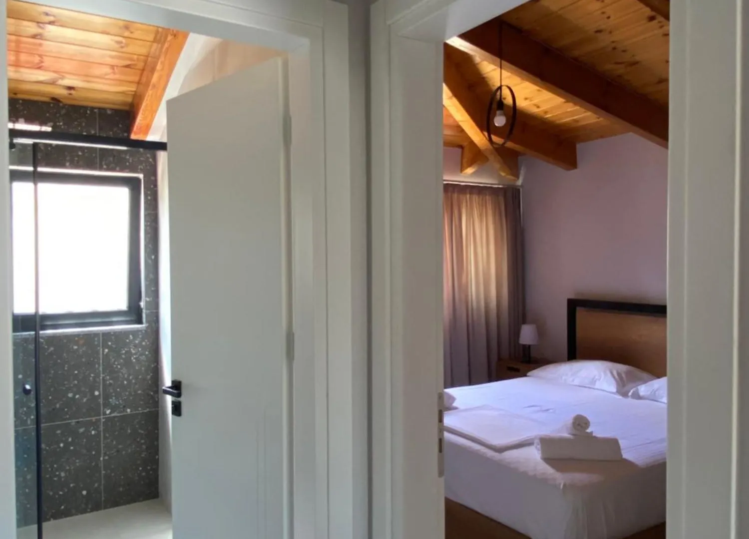 Crown Deluxe Property Saranda Villa